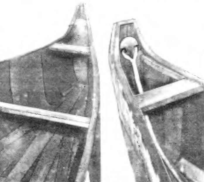 The bow and stern of the canoe almost identical.