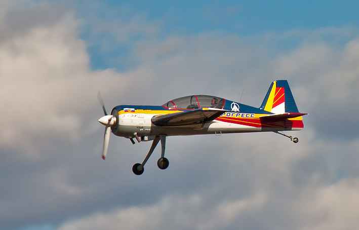 AEROBATIC MODEL FOR NOVICE