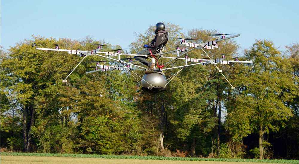 Manned quadcopter can stay in the air for up to 30 minutes (depending on load and battery capacity). While the aircraft safely landed, even if you refuse a quarter of its engines