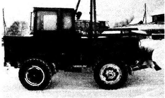Tractorable in varnaite snowthrower 