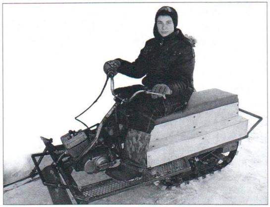 THE FIRST AND EASIEST SNOWMOBILE