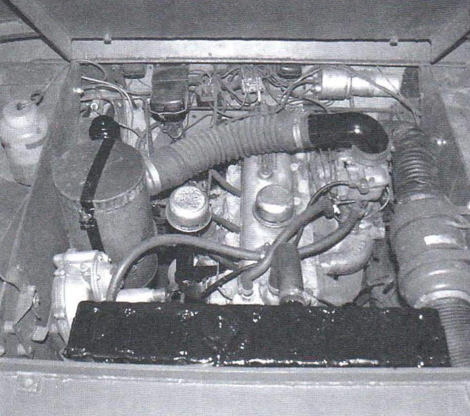 The power compartment of the car Shorland with the Rover engine
