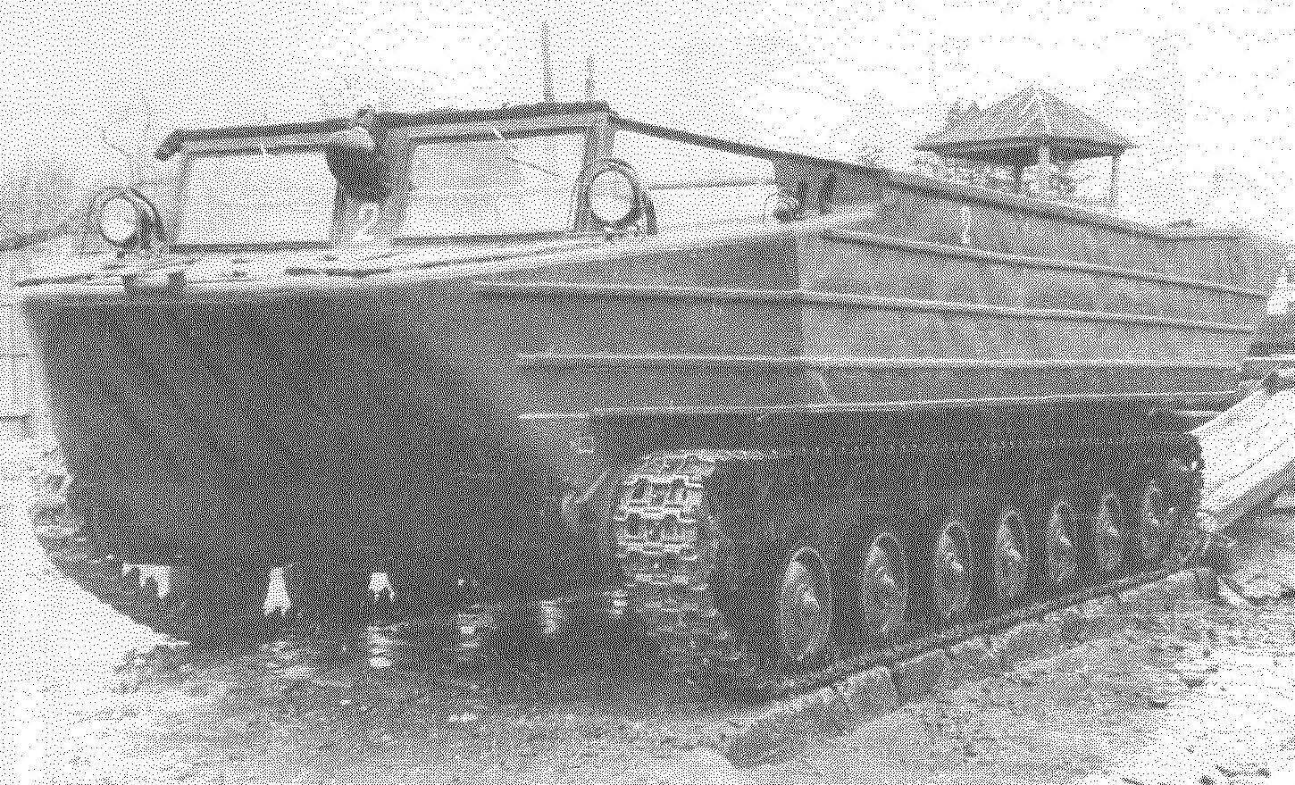 Гусеничный плавающий транспортер К-61