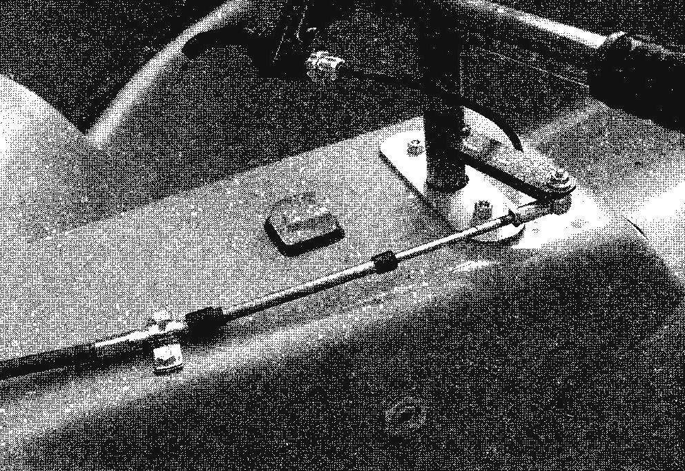 The wheel — motor type. Downstairs at the front — fry with Budenovsky cable. On the left handle throttle lever