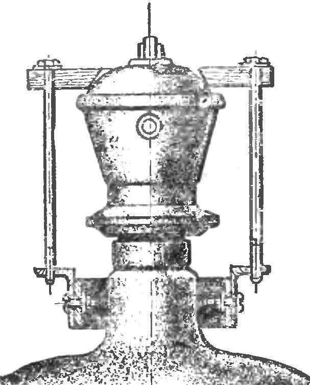 REDUCER WITH CLAMP