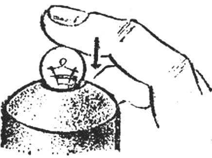 Fig. 2. The inclusion of the lamp.