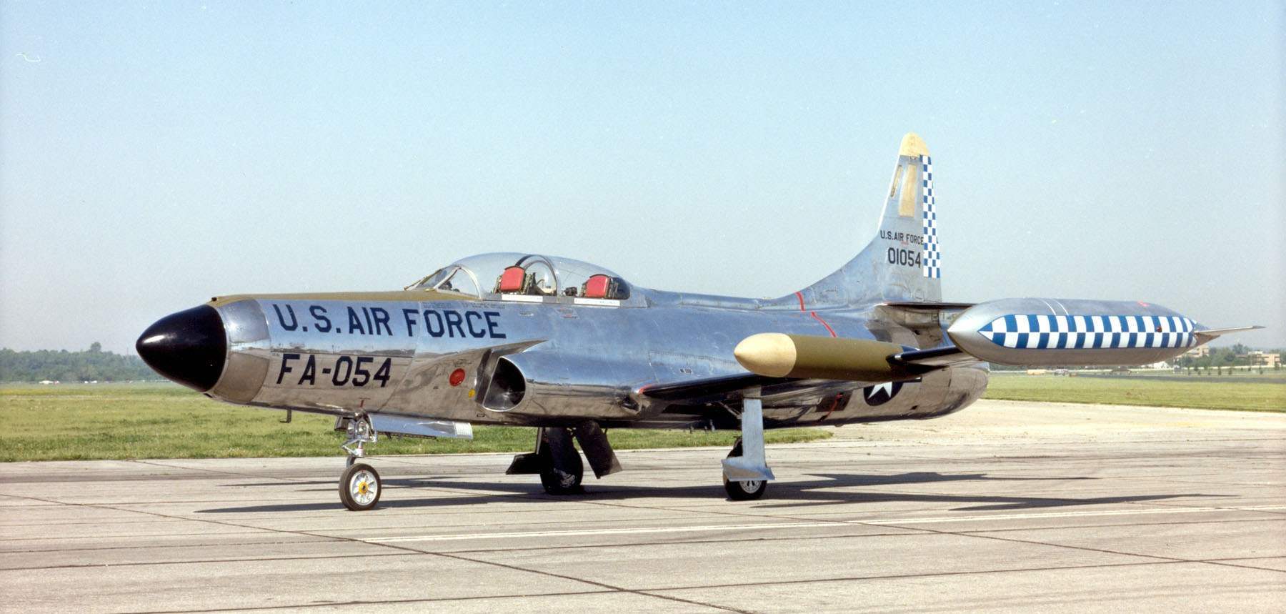 FIGHTER-INTERCEPTOR F-94 STARFIRE