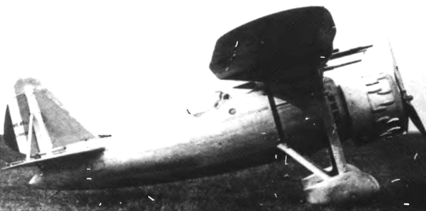 Первый опытный экземпляр истребителя LOIRE 46