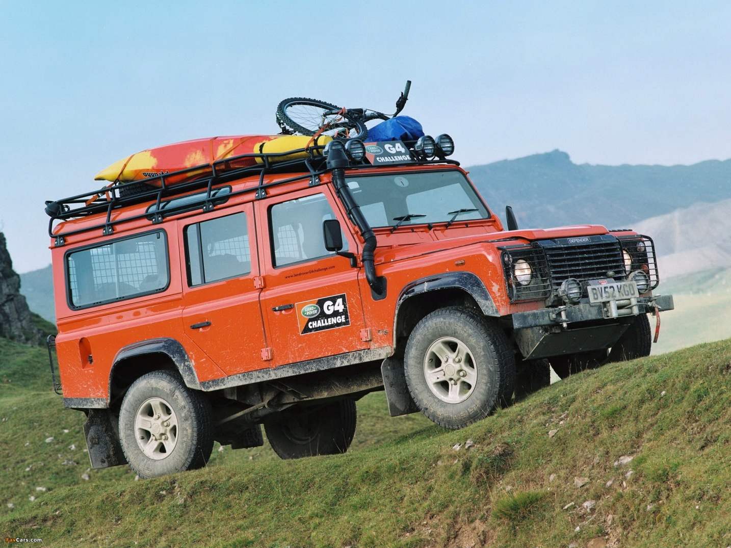 LAND ROVER DEFENDER 110