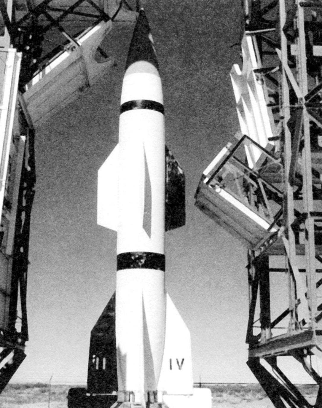 Preparing to launch one of the five launched missiles, the Hermes A-1 (Hermes Al). Polygon white sand provin the ground (WSPG), 1950 -1951.