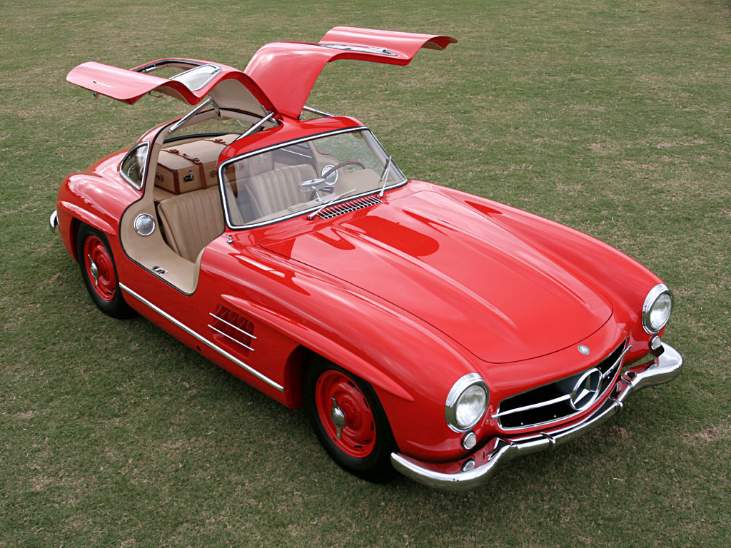 Sports car MERCEDES-BENZ 300SL with a body made of aluminum alloy inline 6-cylinder engine 215лі.with. (1954)