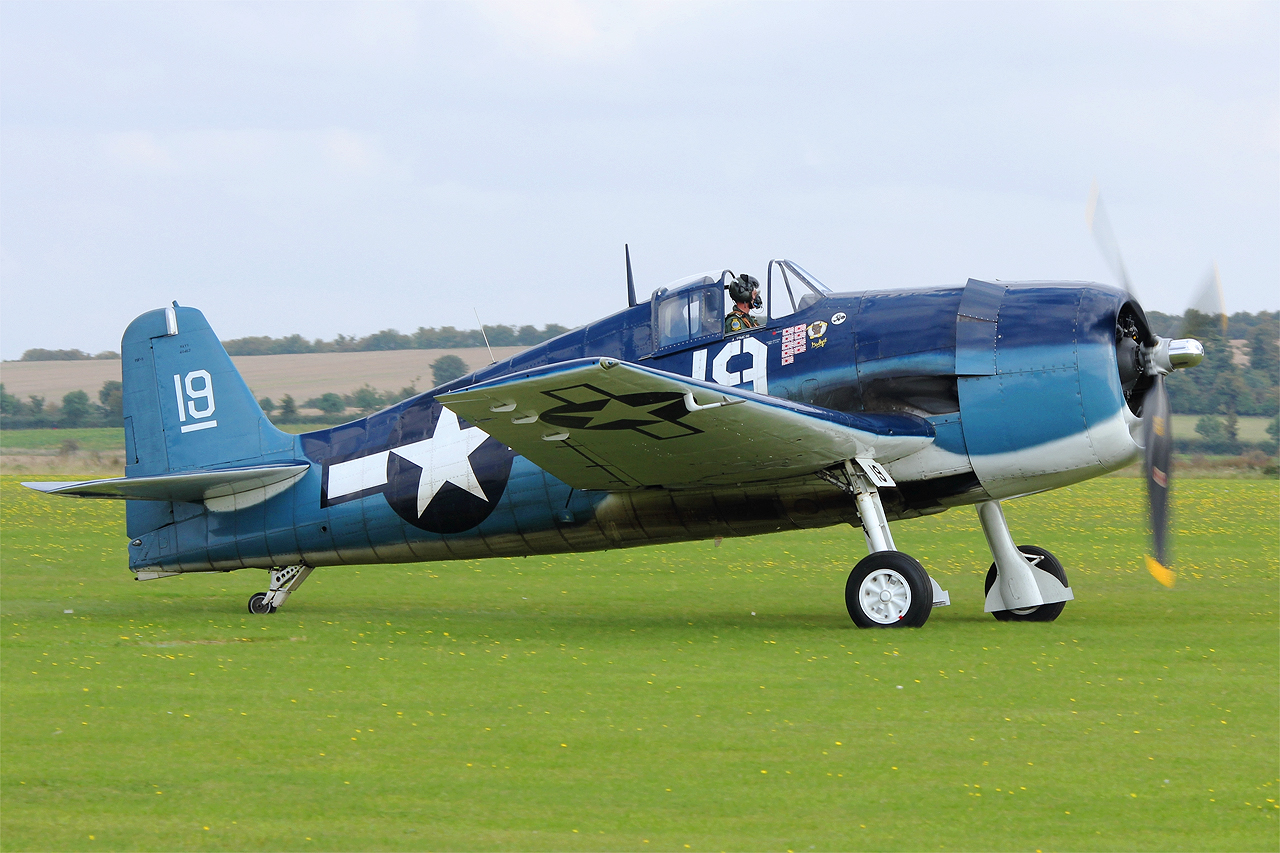 GRUMMAN F6F3 HELLCAT