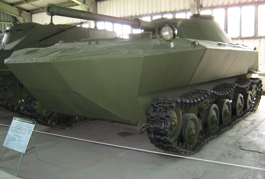 FLOATING TANK, WHICH 