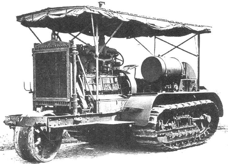 Тягач артиллерийских орудий - трактор «Холт». Использован как основа при проектировании тяжелого танка A7V