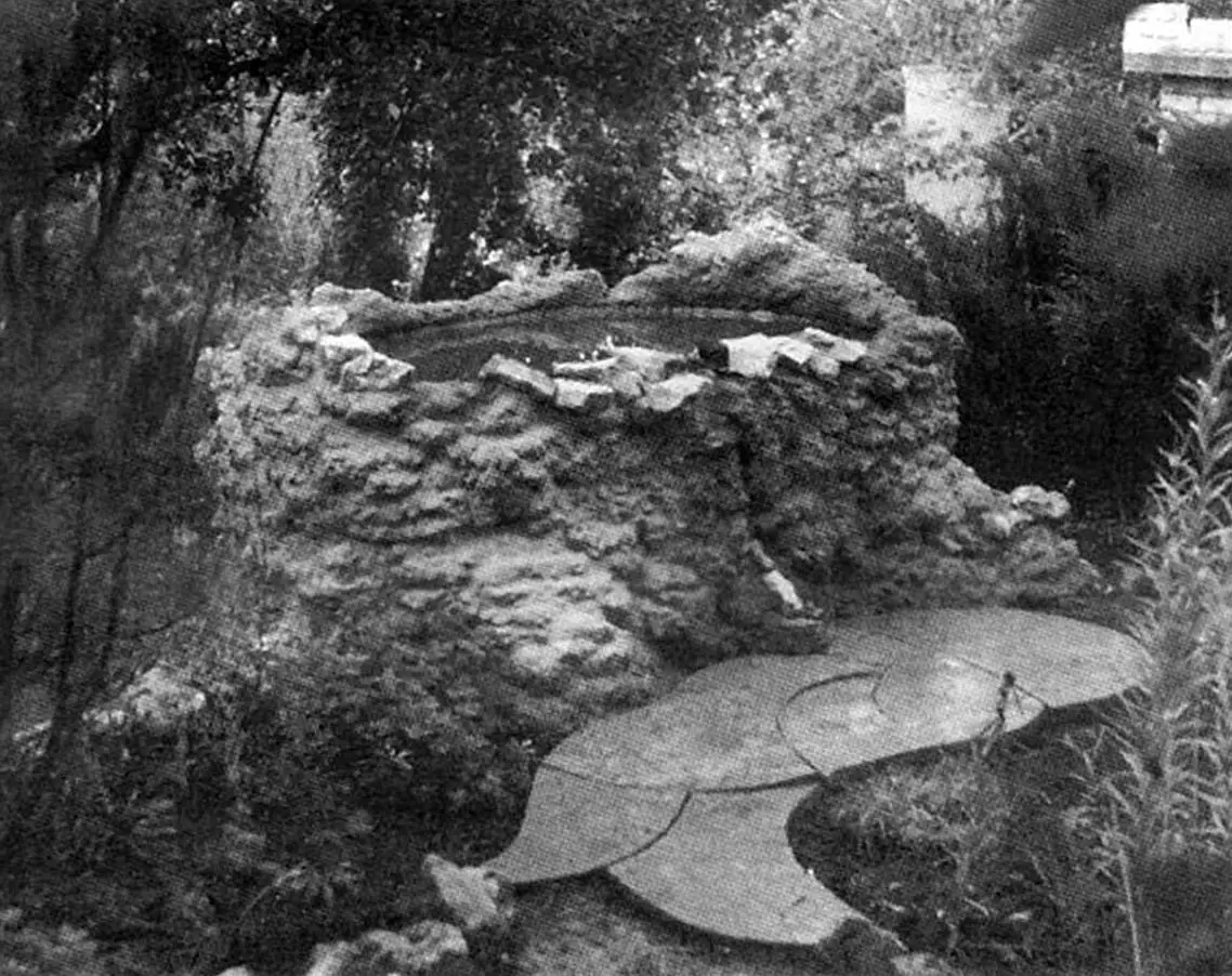 Ємність для води в саду: оцинковка в бетоні своїми руками