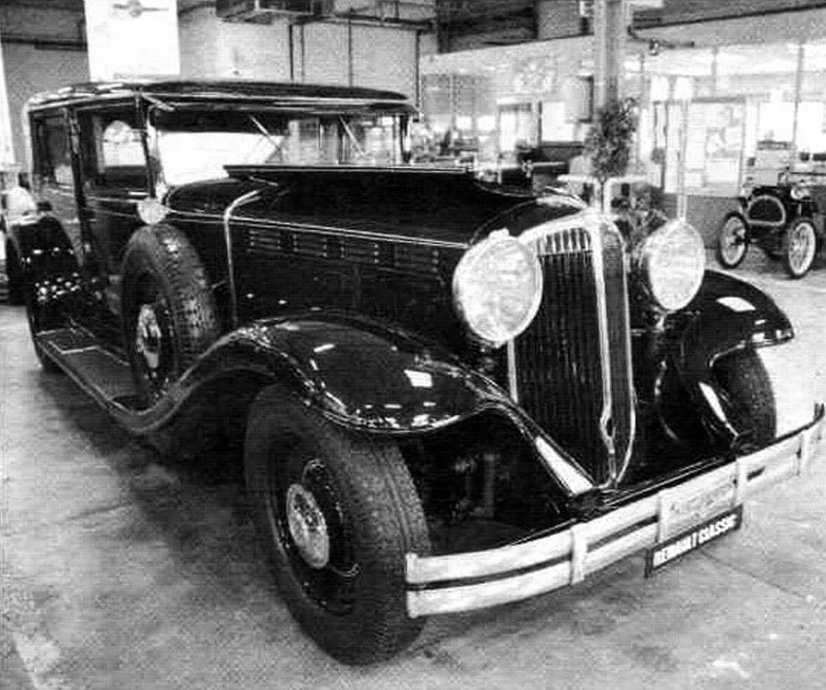Таких Reinastella, выпускавшихся с 1929 по 1933 год, до наших дней дошло не более трех. На этой модели Renault впервые использовал 8-цилиндровый двигатель