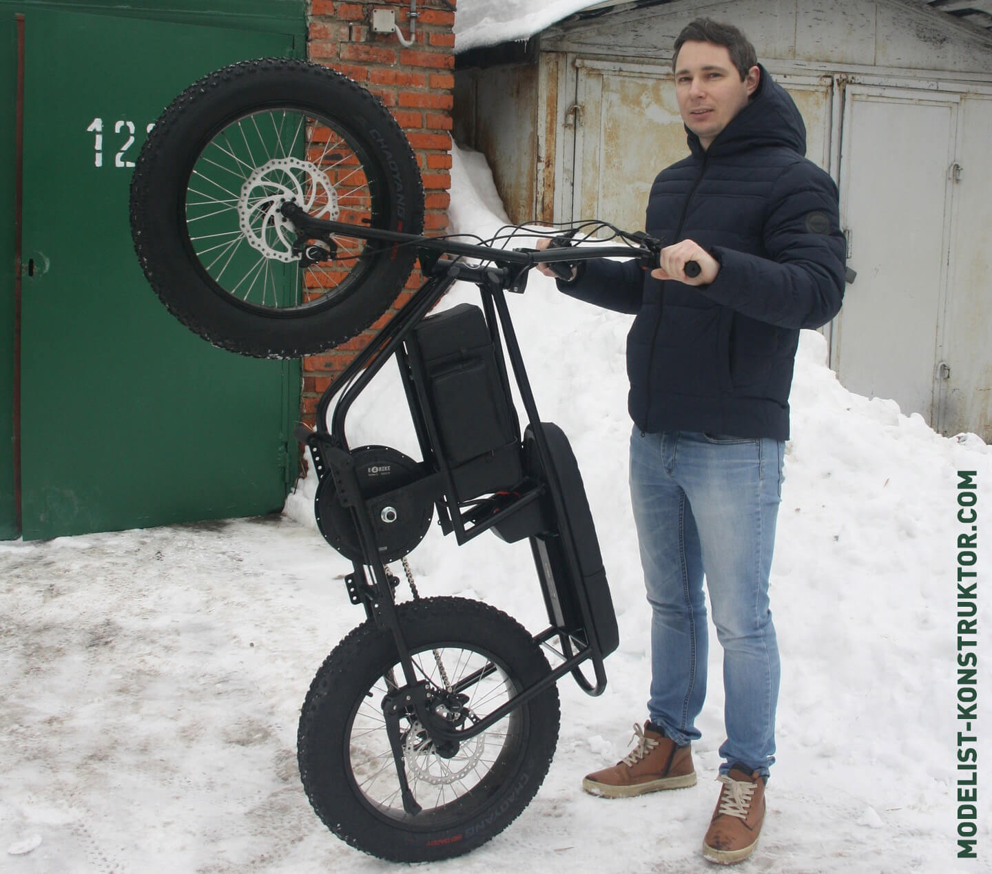 ВЫНОСЛИВЫЙ «ТУРИСТ»