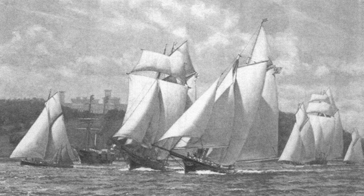 Знаменитая регата в Каусе 22 августа 1851 года. Яхты «Аврора», «Беатрис» и «Америка» проходят Осборн Хаус