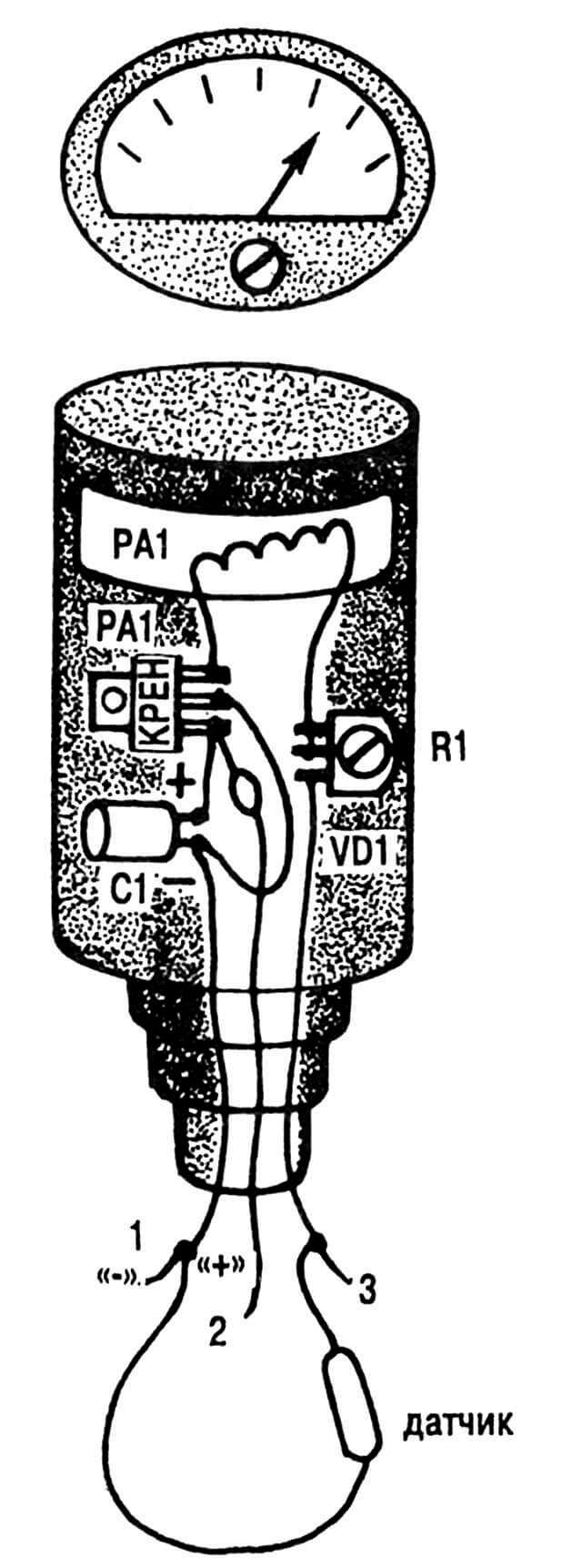 Рис. 2. Конструкция прибора, «электроника» которого почти вся умещается в корпусе микроамперметра.