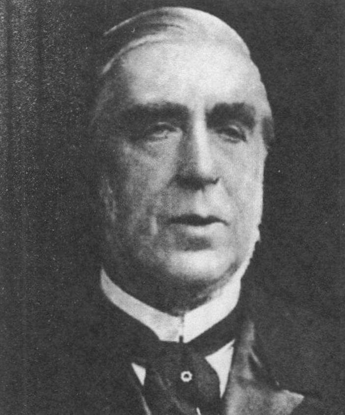 Первый Лорд Адмиралтейства (с 1895 по 1900 год) Джордж Иоахим Гошен, инициатор создания крейсеров 1-го класса уменьшенного водоизмещения