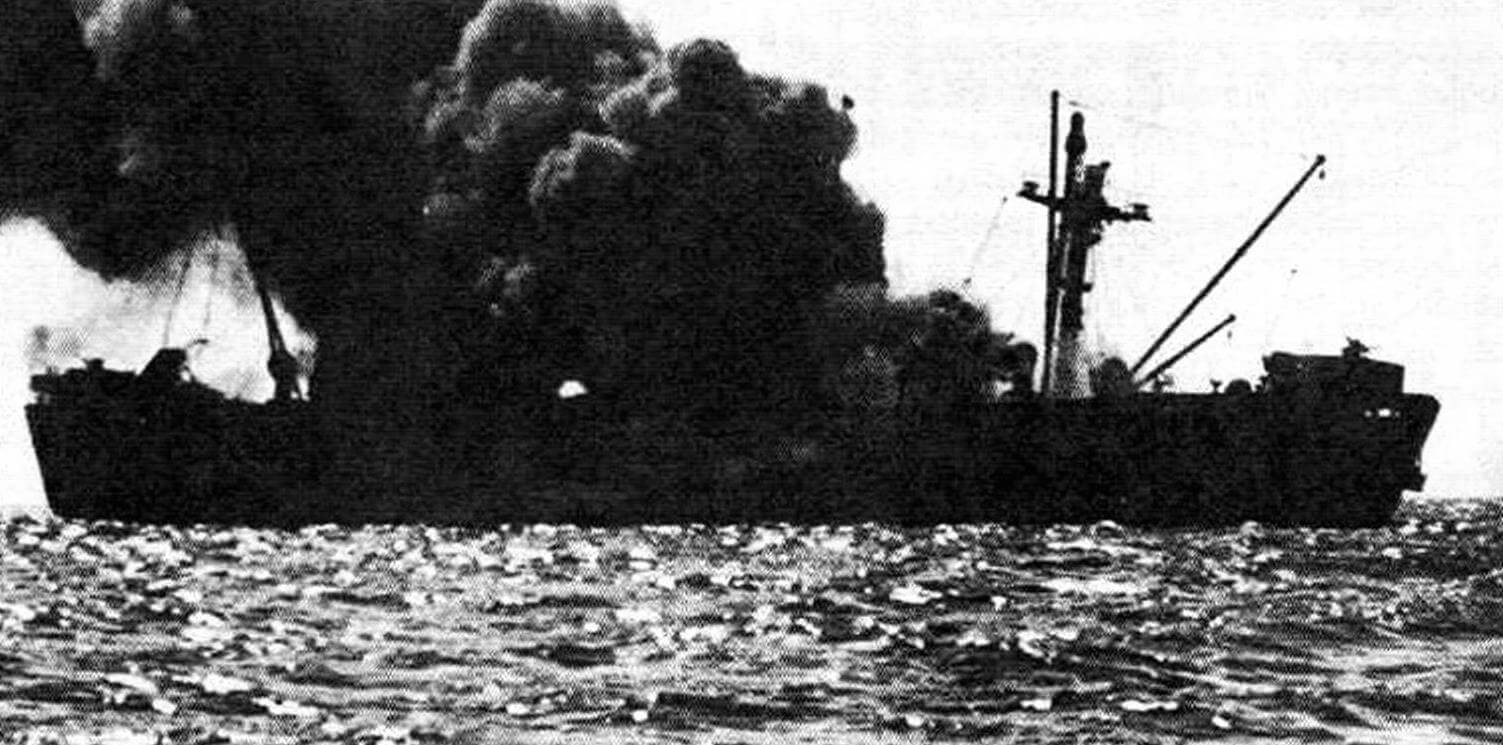 Пожар на судне типа «Либерти». В ходе военных действий но разным причинам было потеряно 253 парохода