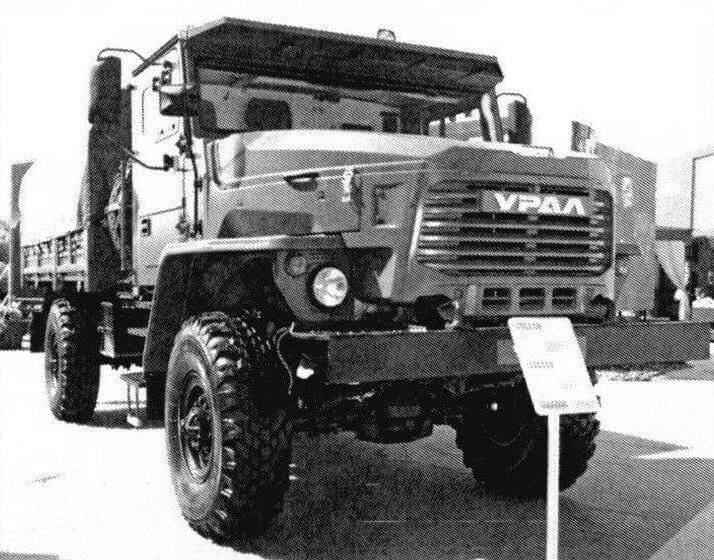 Одна из премьер выставки - грузовик «Урал-43206» из семейства «Мотовоз-М»