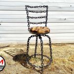 Как сделать стул из цепочки и обрезков дерева