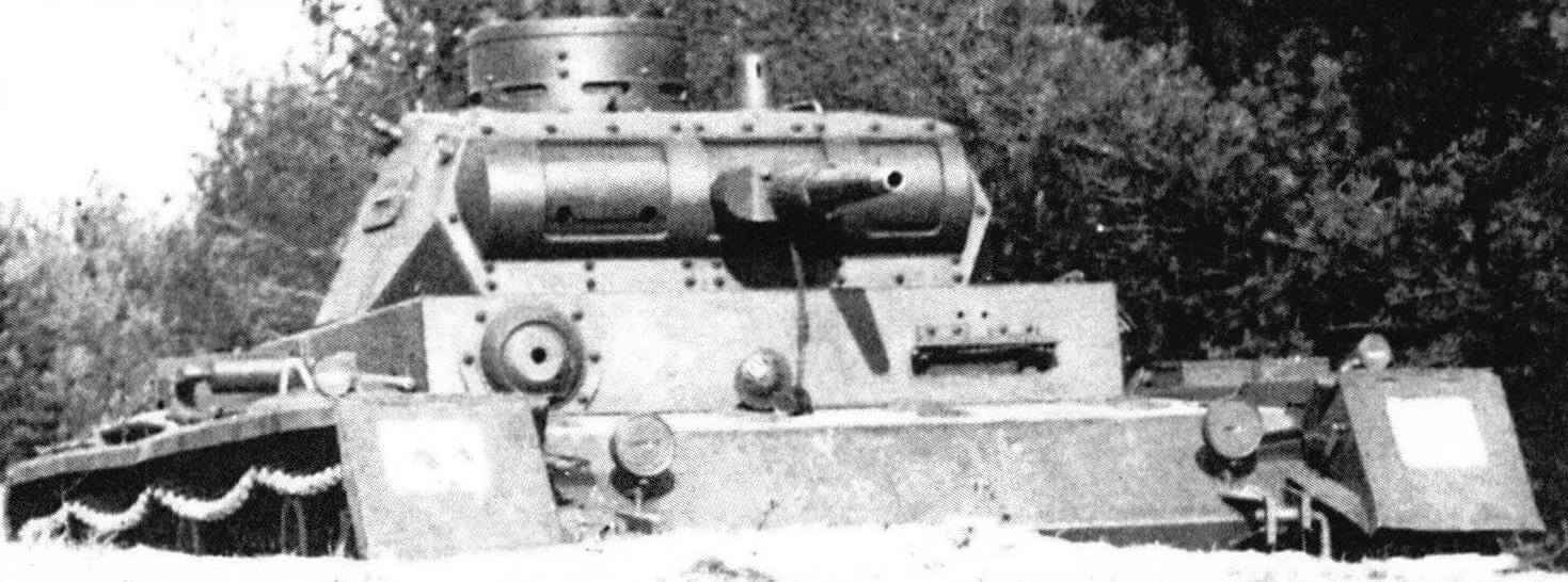 Танк Pz.IlI варианта В на полигоне. 1938 год