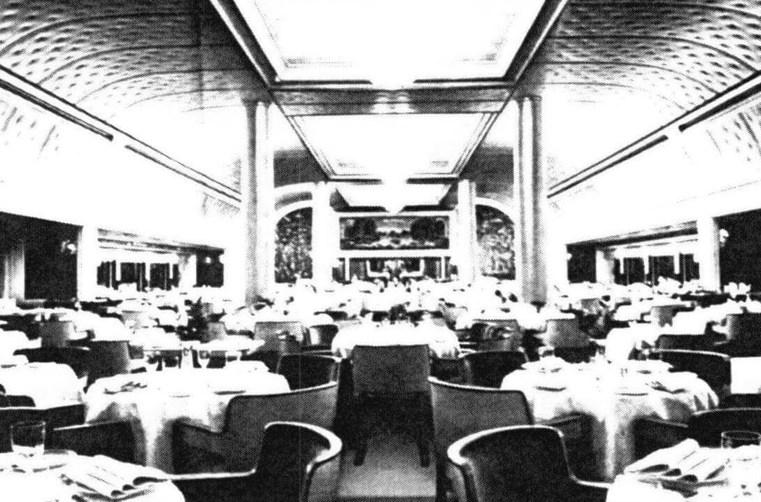 Пассажирские помещения 1-го класса на лайнере отличались сочетанием комфорта и элегантности