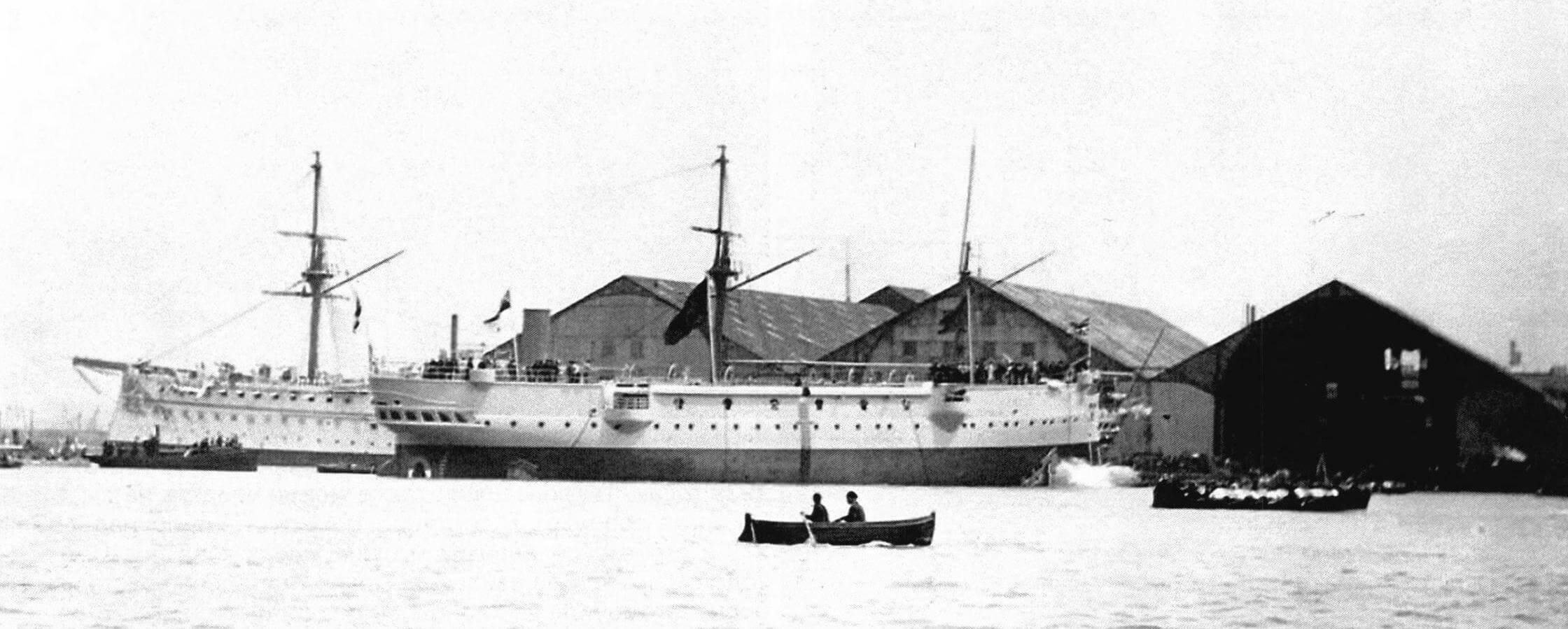 Момент спуска на воду корвета «Каллиопа» 24 июня 1884 г.