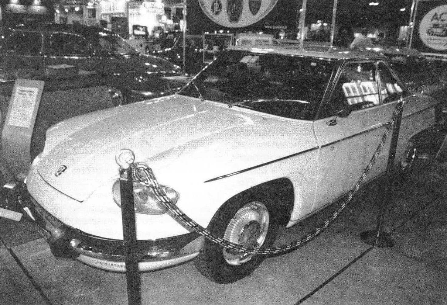 Купе Panhard 24 С 1964 года