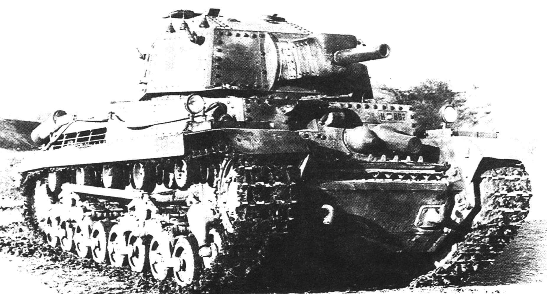 Прототип среднего танка «Туран II» на испытаниях.