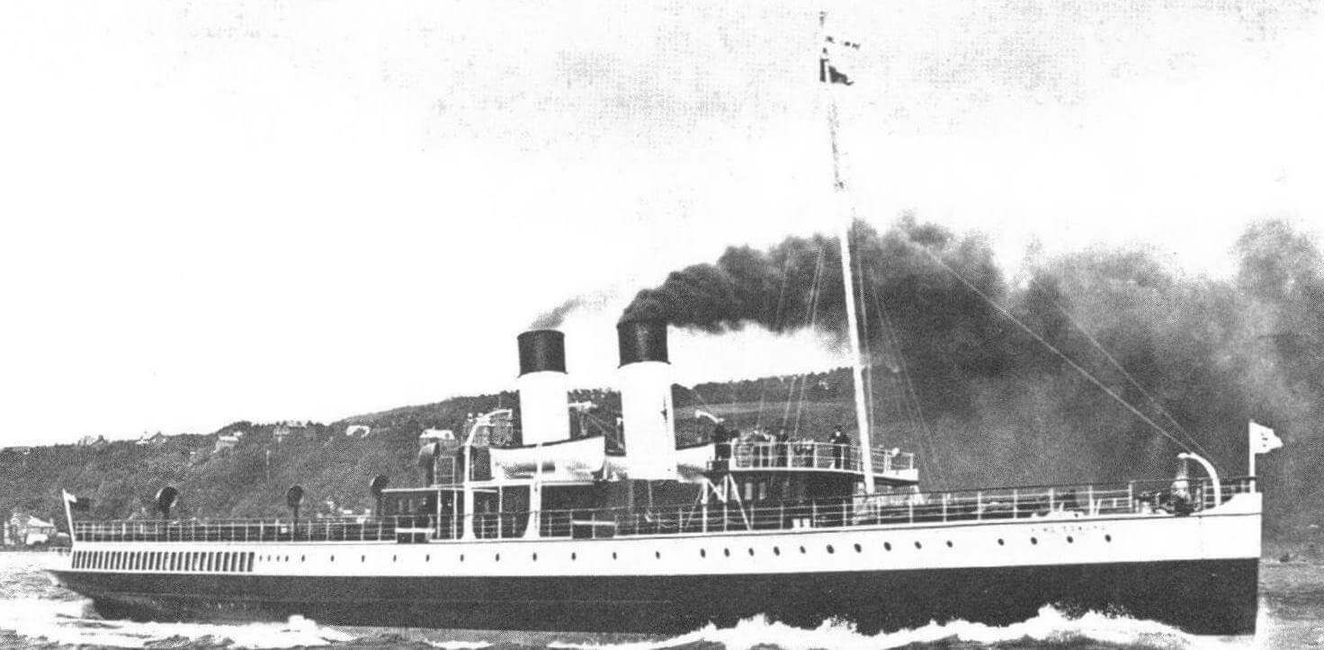 Первый турбоход, построенный для торгового флота - «Кинг Эдвард» («King Edward»), Фотография сделана во время испытаний судна, в июне 1901 года