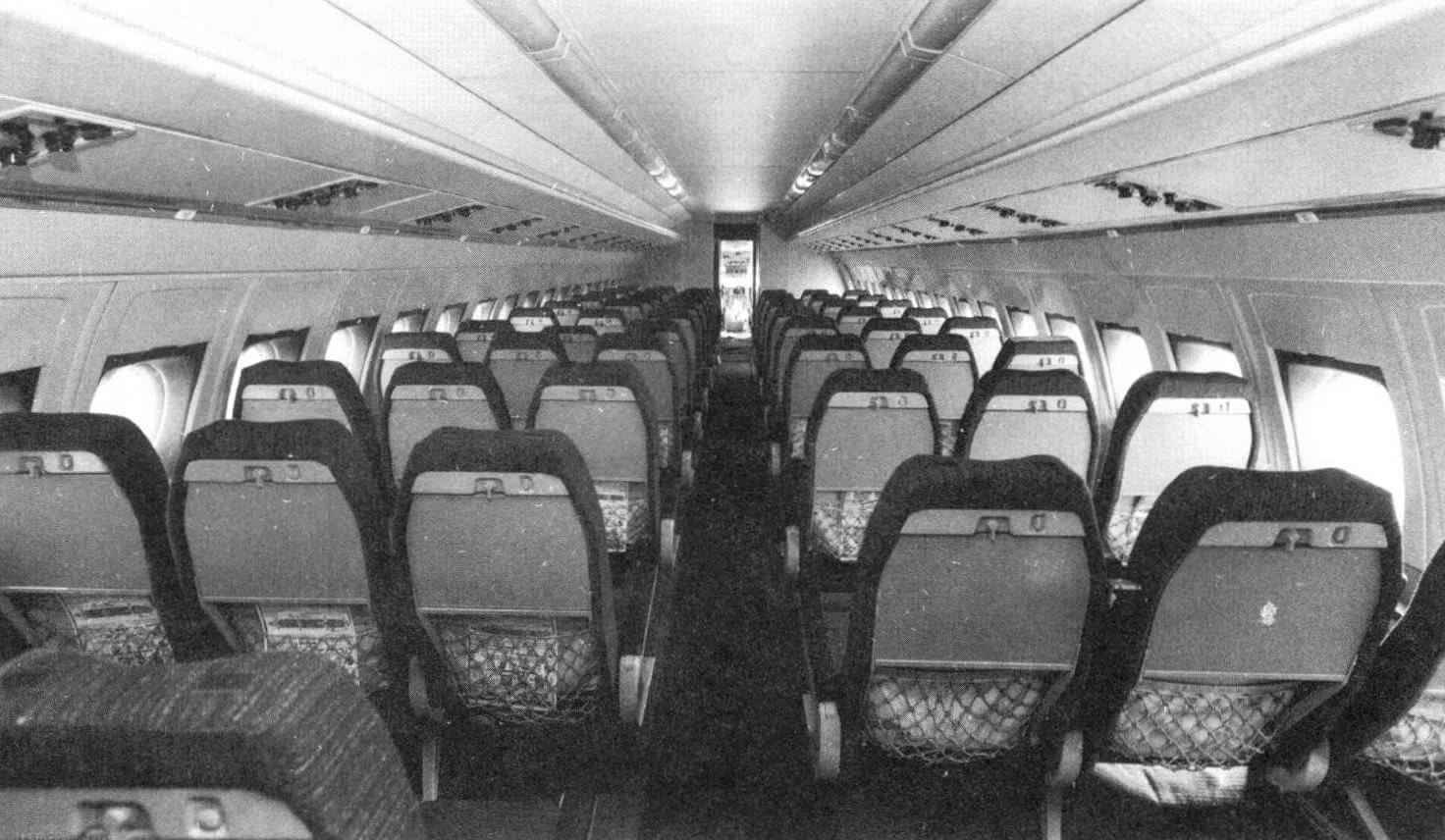 Салон самолета Ил-62