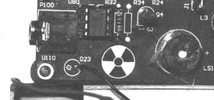 Подключение транзисторного ключа к плате индикатора радиоактивности RadiationD-v1.1 (CAJOE)