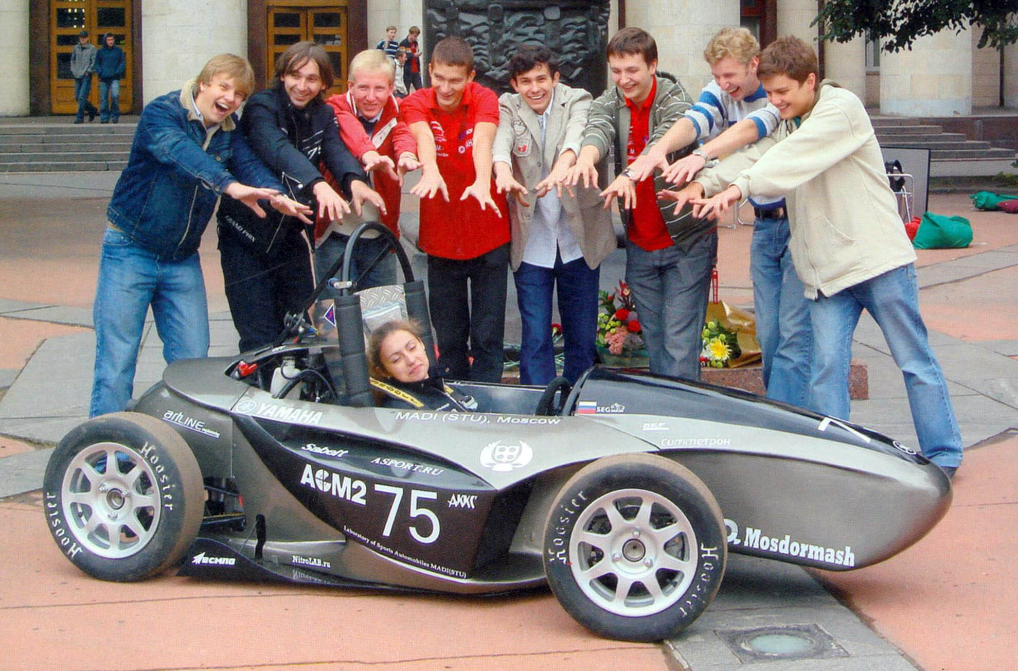 «АДРЕНАЛИН» - конкурсный гоночный автомобиль, созданный студентами МАДИ