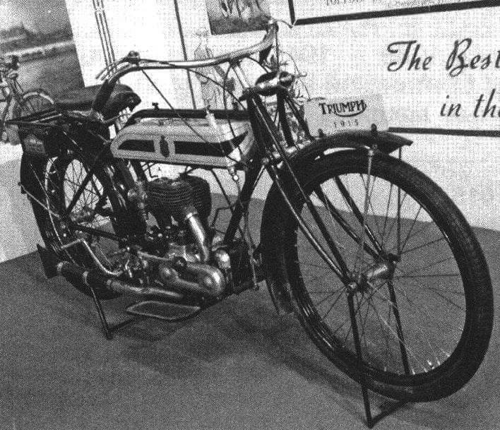 Компания Triumph начинала свою карьеру с производства велосипедов и мотоциклов