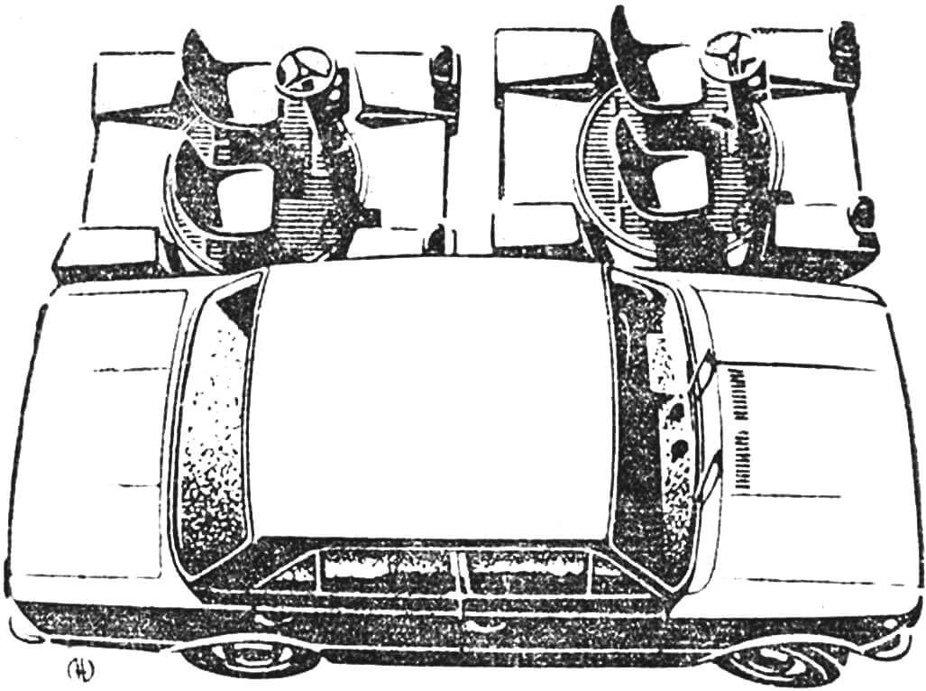 О размерах электромобиля отлично можно судить по этому рисунку, где две «Урбанины» изображены рядом с Фиат-124.