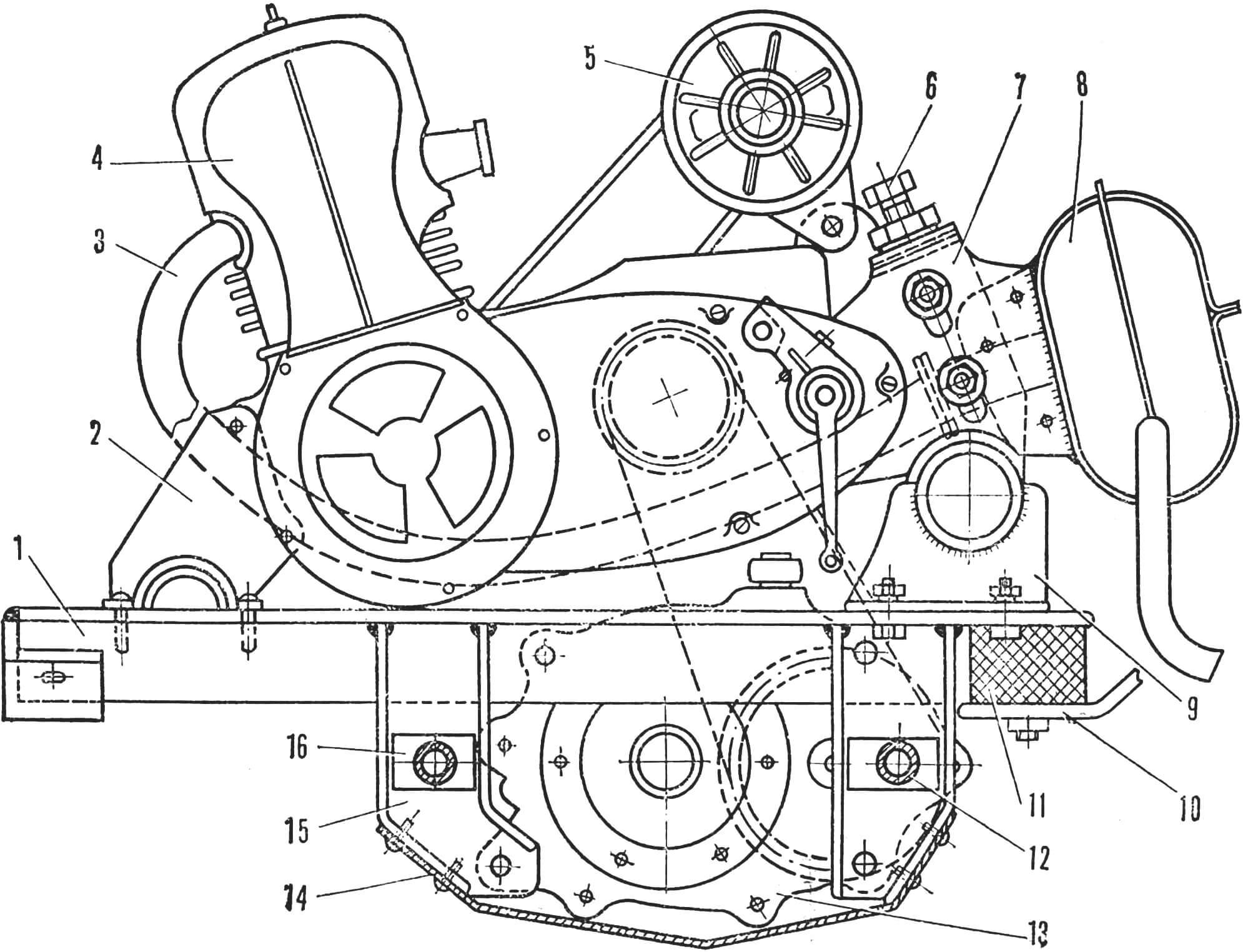 Рис. 4. Расположение двигателя и главной передачи на подрамнике (вид сбоку) и основные детали