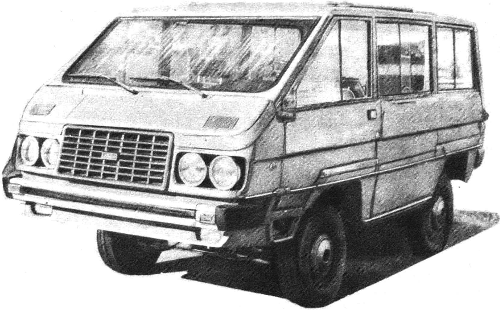 Sergey Bolshakov's first homemade car. Photo from 1983.