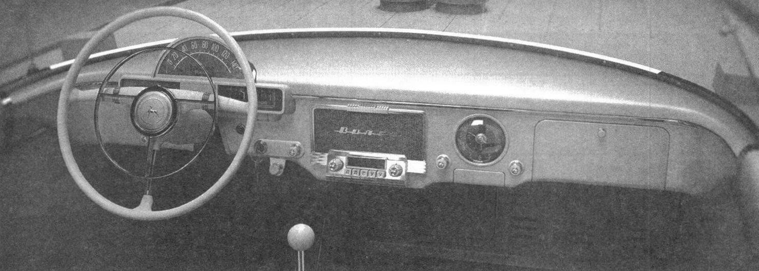 Приборная доска от автомобиля ГАЗ 21 (до 1970 года)