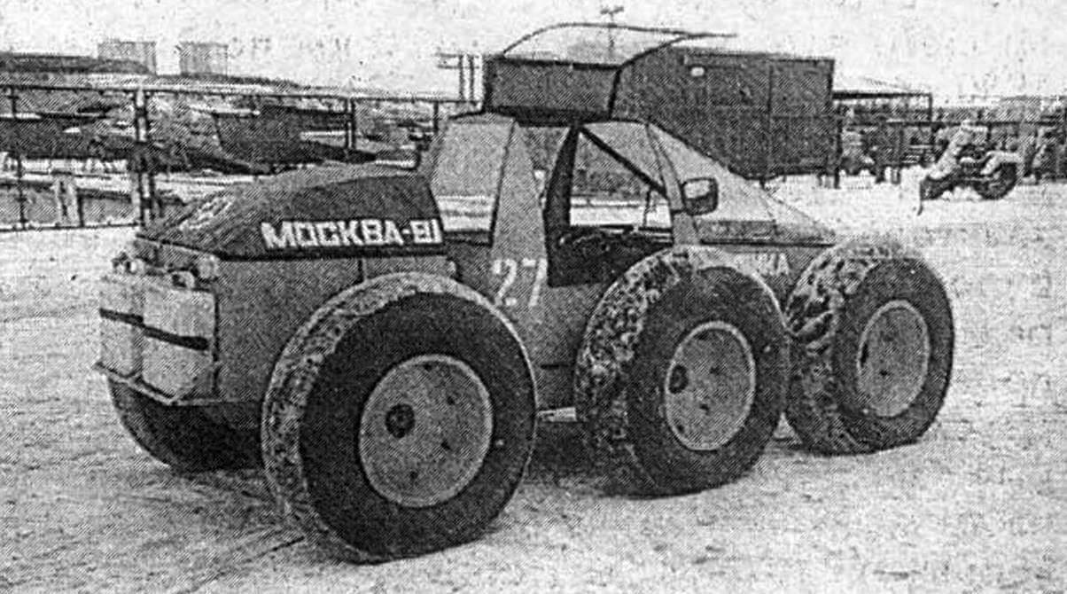 Этот шестиколесный вездеход — конструкция Ю. Коновалова (г. Рыбинск), модернизированный вариант известной по прошлым конкурсам машины.