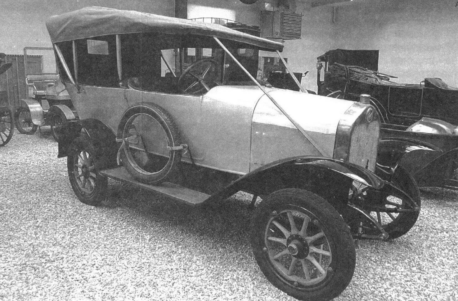Praga Alfa 1913 года - первый массовый автомобиль компании