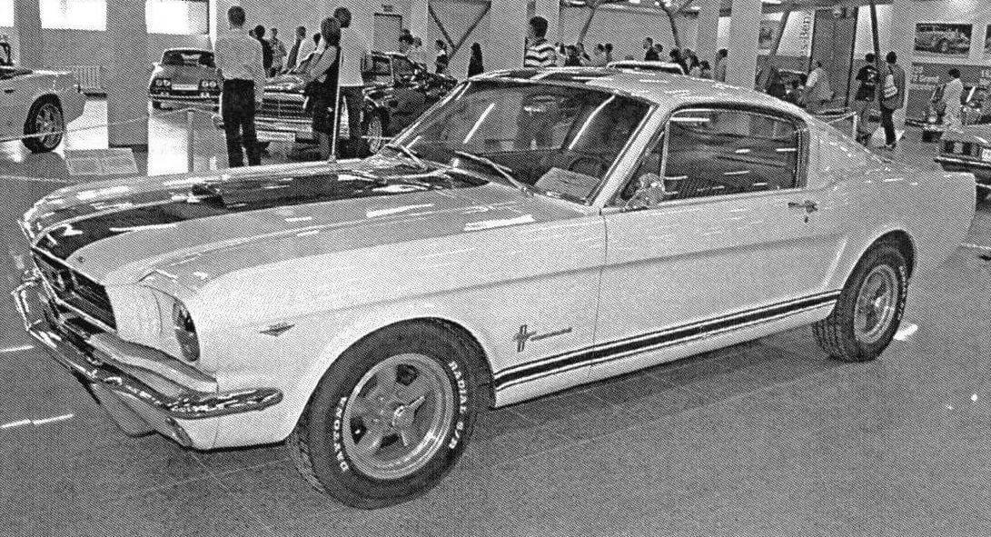 Фастбек Ford Mustang 1966 года
