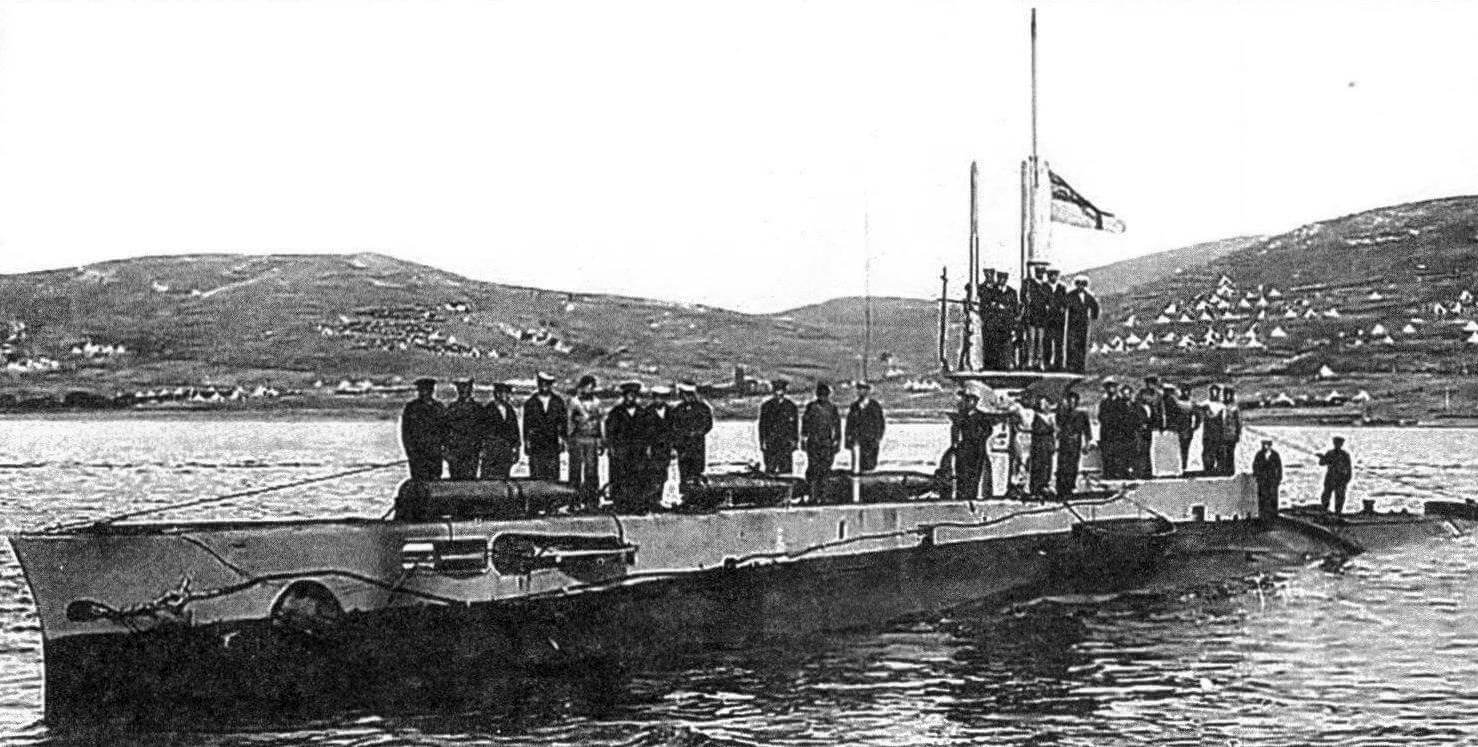 Британская подводная лодка Е-14.В январе 1918 года «Нусрет» принял участие в охоте на эту субмарину