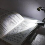 Как сделать беспроводную клипсу-лампу для книги: Подробное руководство