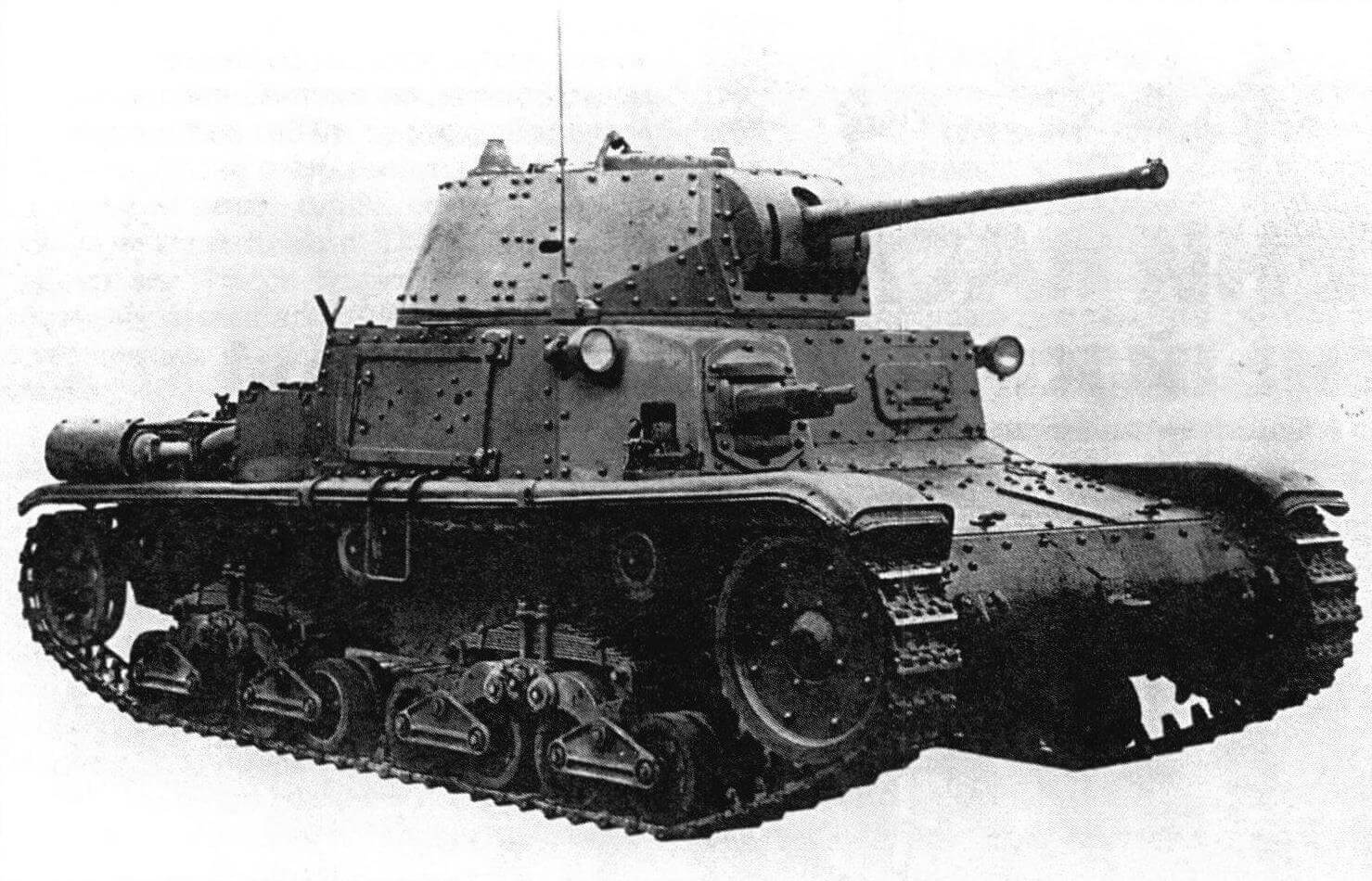 Средний танк М15/42. 1943 год