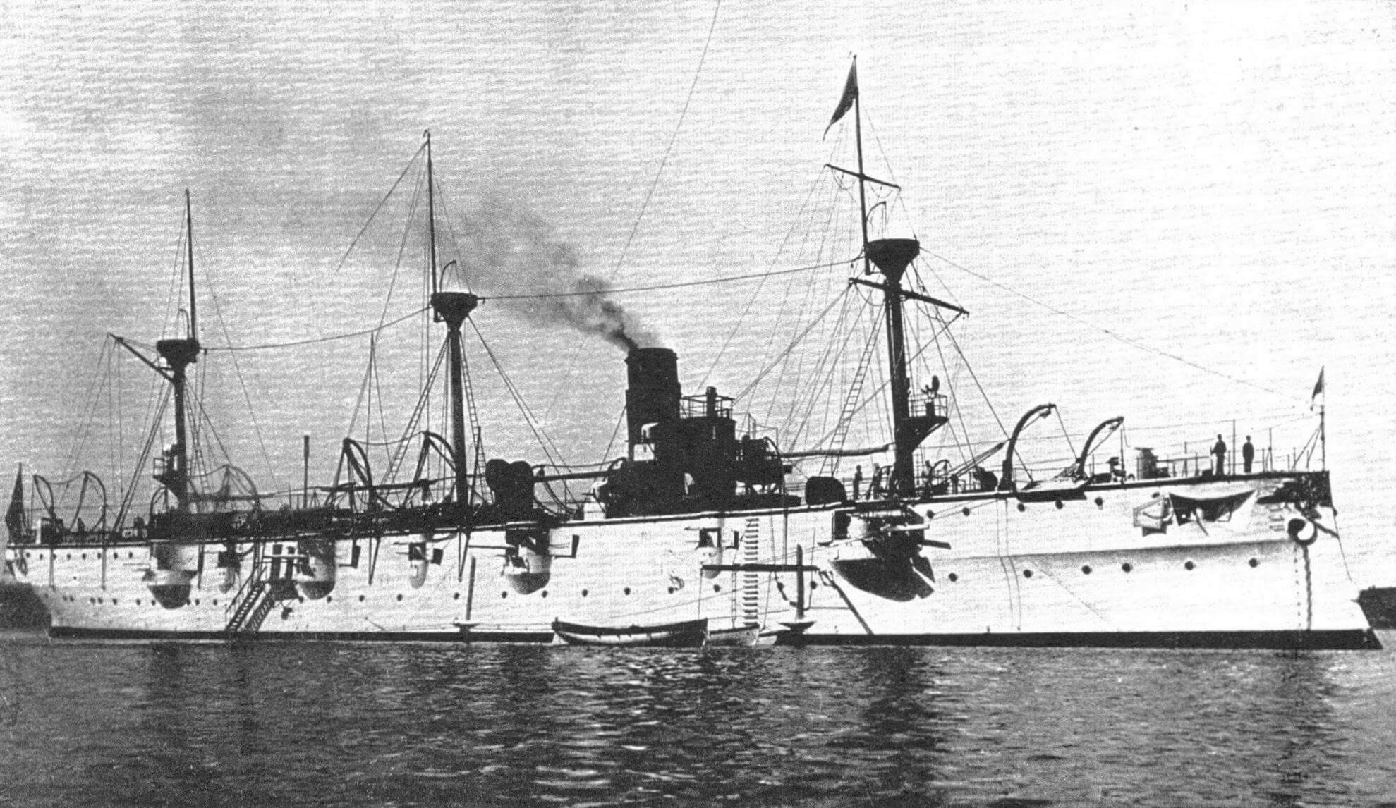 Броненосный крейсер «Тиёда». Послевоенное фото, корабль вновь перекрашен в белый цвет