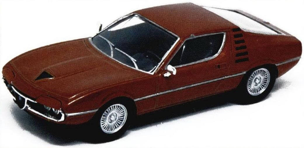 Alfa Romeo Montreal из серии «Суперкары»