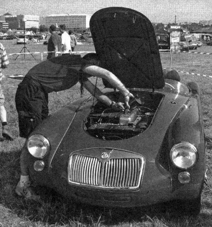 Автомобиль MGA Sebring 1959 года на ралли «Золотое кольцо-2006»